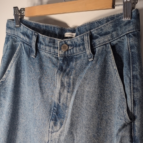 WeWoreWhat | Light Wash Blue Boyfriend Jeans High Waist Full Length Size 30 - Picture 7 of 9